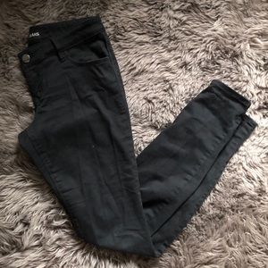 SOLD 🎉 Black express Stella jegging jeans